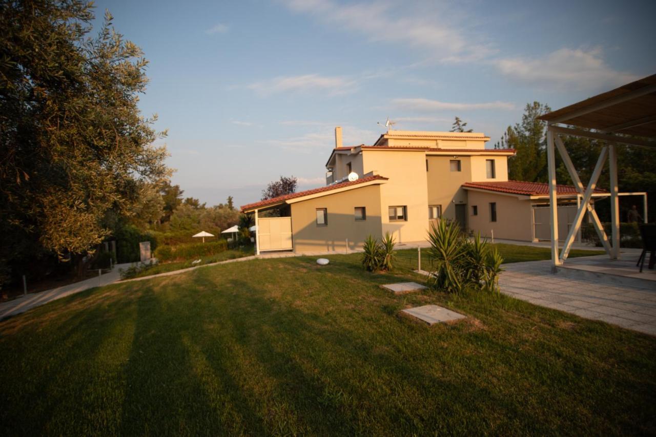 8 Boutique Suites Nea Poteidaia Zewnętrze zdjęcie