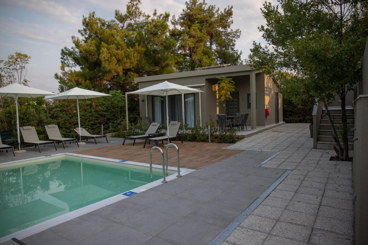 8 Boutique Suites Nea Poteidaia Zewnętrze zdjęcie