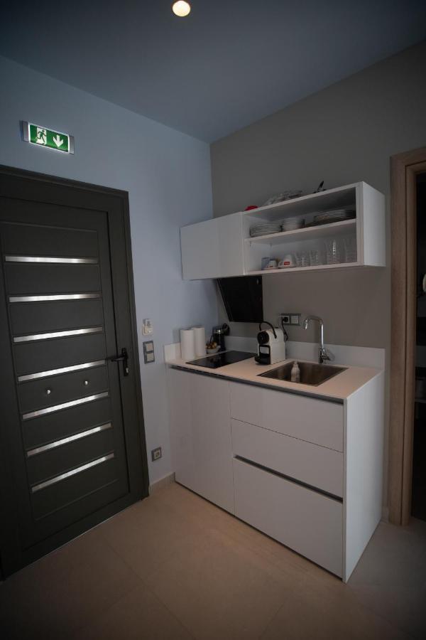 8 Boutique Suites Nea Poteidaia Zewnętrze zdjęcie