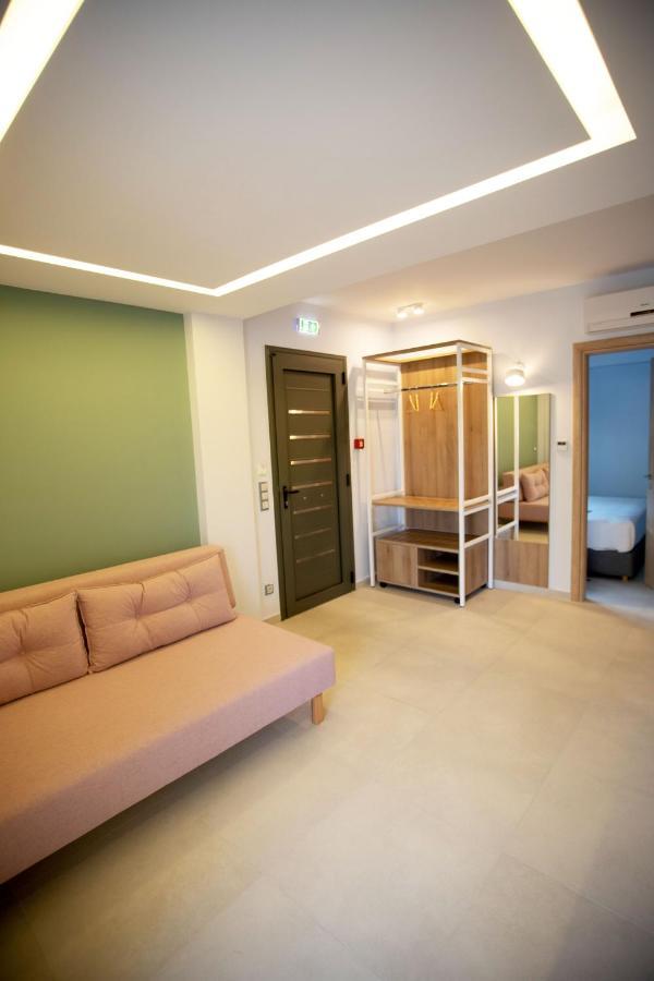 8 Boutique Suites Nea Poteidaia Zewnętrze zdjęcie